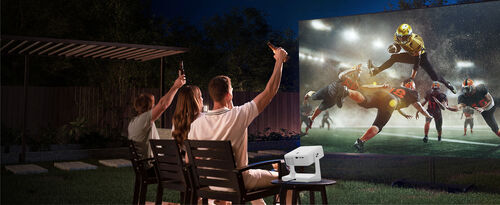 Latest company case about Case Study: Using a Home Projector for Live Sports in a Club